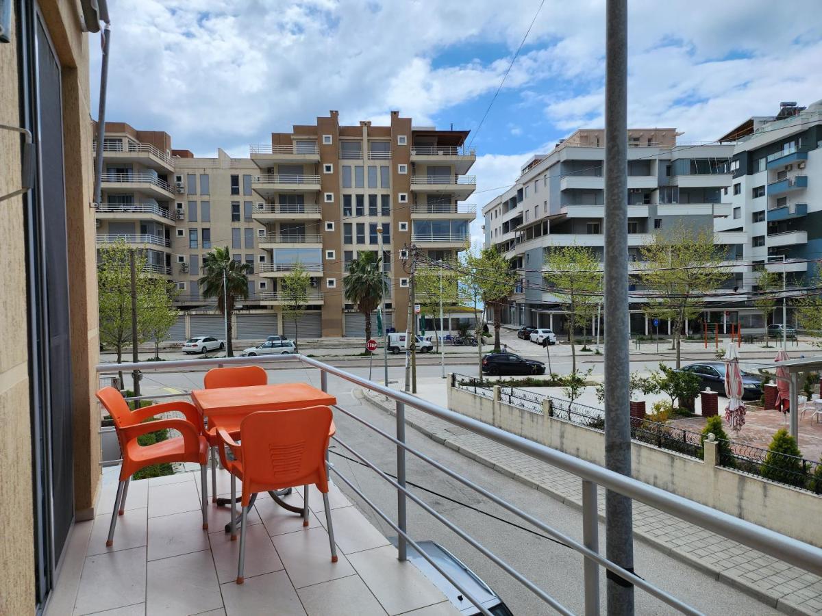 Blue Apartments Влёра Экстерьер фото