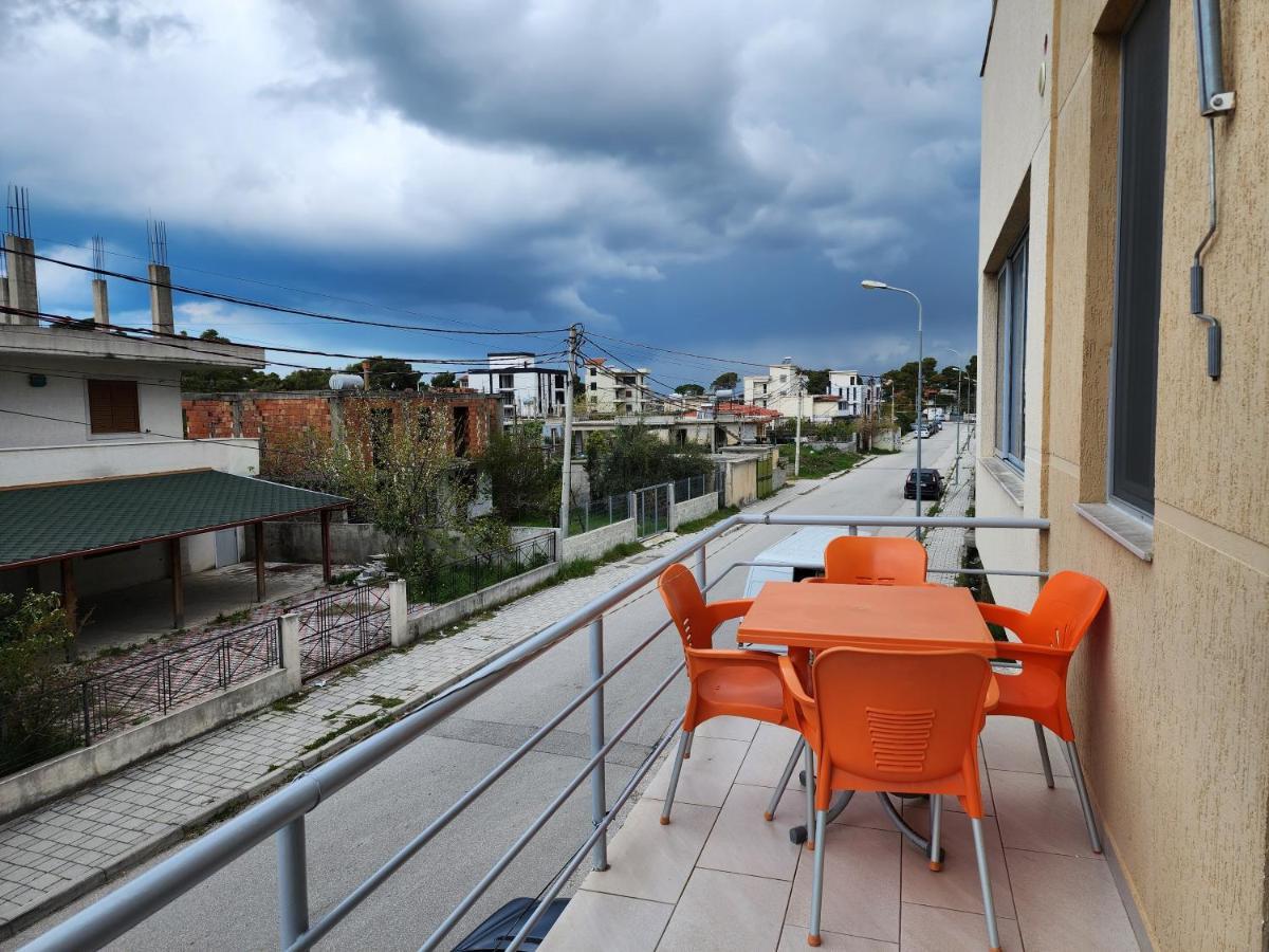 Blue Apartments Влёра Экстерьер фото