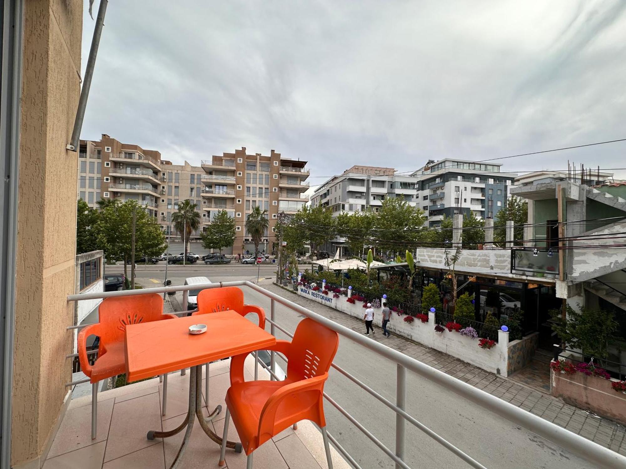 Blue Apartments Влёра Экстерьер фото